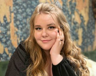 Олена Скуртол